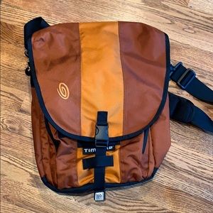 Orange computer bag